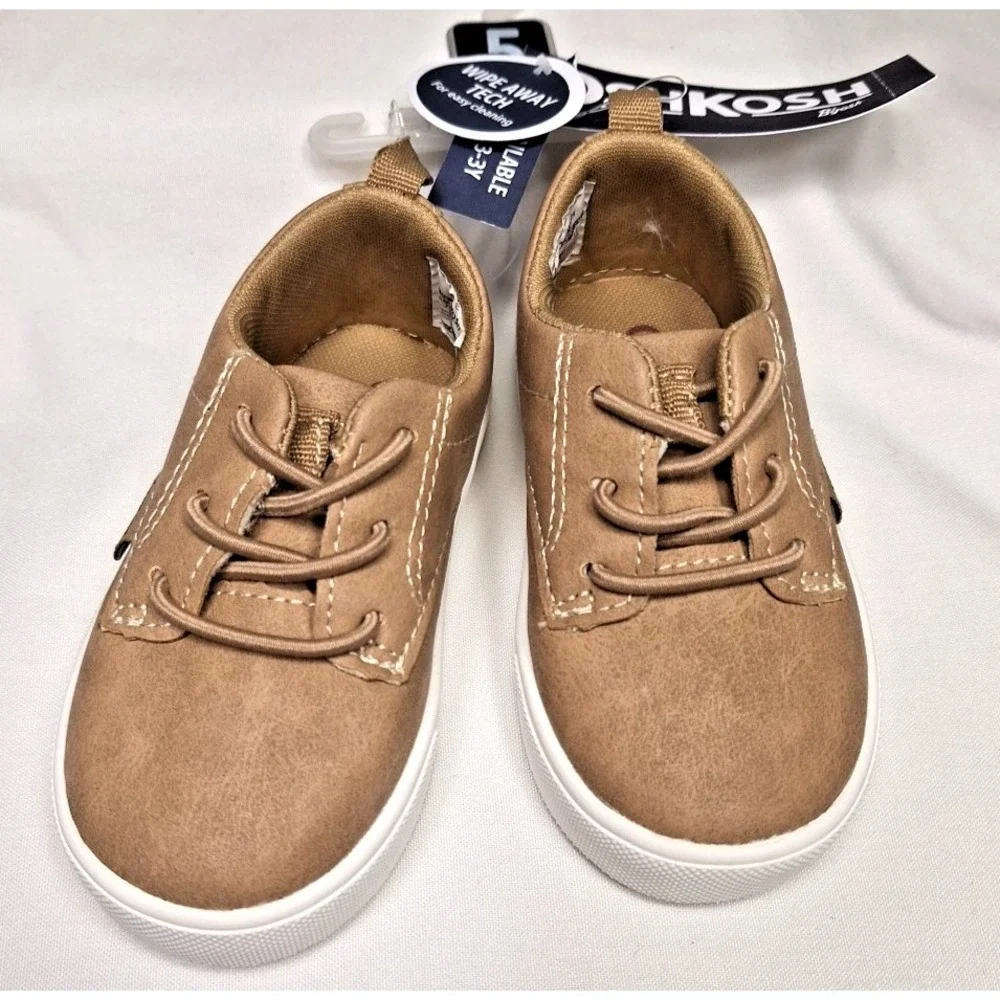 Oshkosh‎ 5 Toddler Putney Tan Slip On Sneakers Wipe Clean Shoes Wipe Away Tech